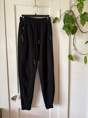 Vertical Sports size M Men's Black Jogger Pants with Drawstring
